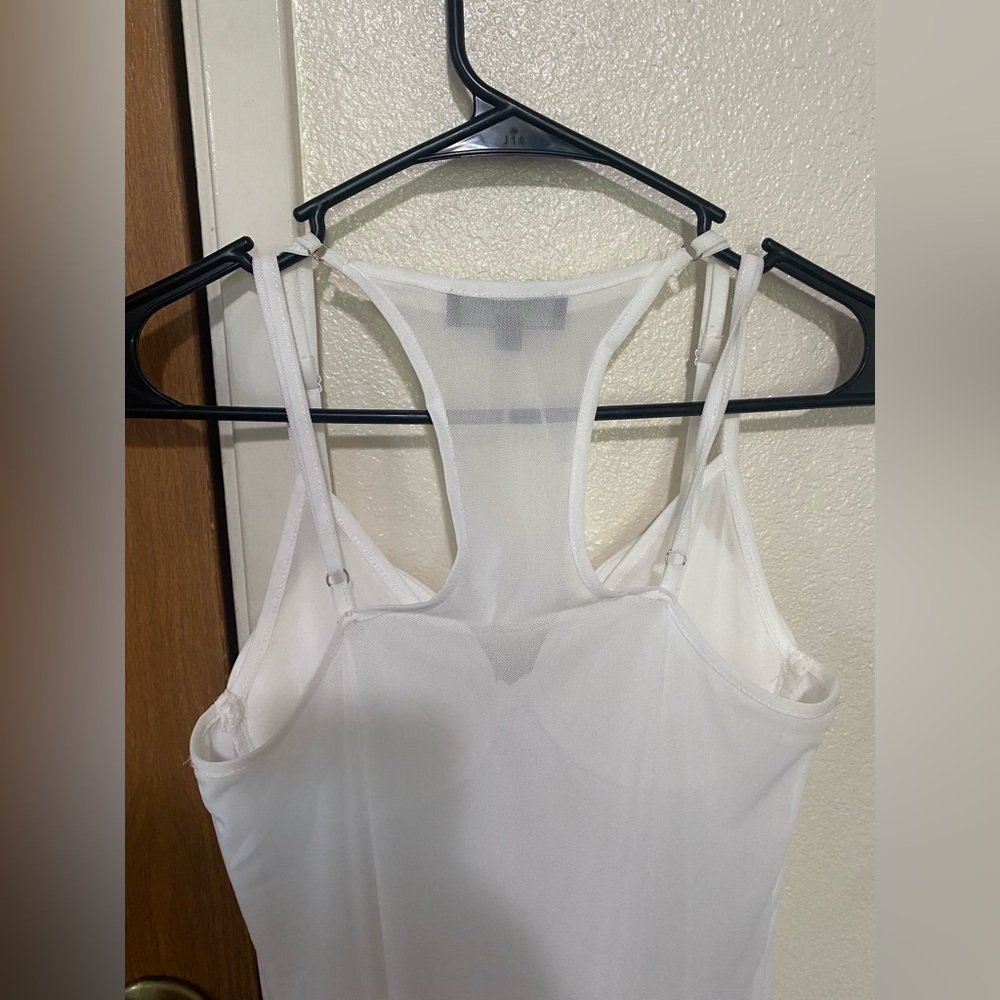 White Top - Picture 2 of 3